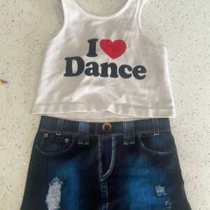 One size fits most- I’d say anywhere from 5-9 children’s .